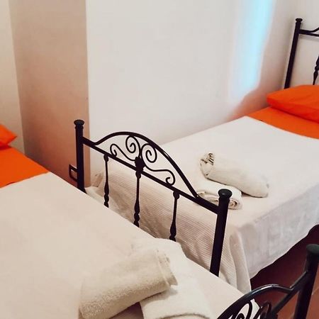 Casa Vacanza "La Piazzetta" Marzamemi Exterior foto